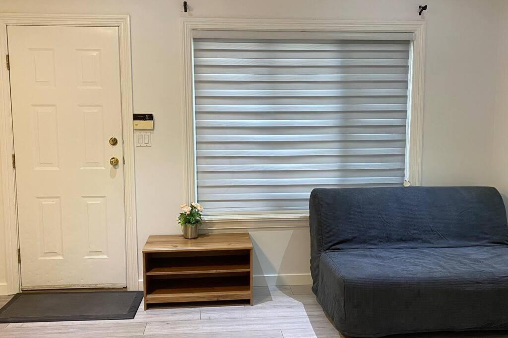 Separate Entrance One Bed Room Studio! Richmond Exterior foto